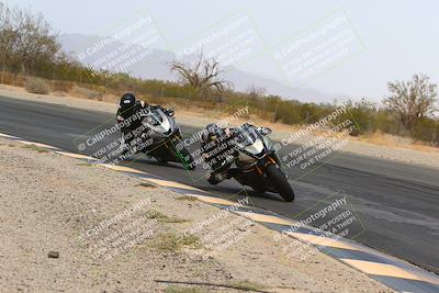 media/Apr-10-2022-SoCal Trackdays (Sun) [[f104b12566]]/Turn 3 Inside (1150am)/